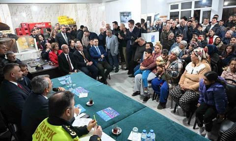 Edirne Valisi Yunus Sezer Çavuşbey Mahallesi'nde Vatandaşların Taleplerini Dinledi