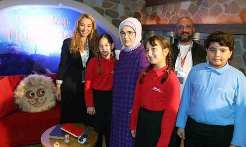 Emine Erdoğan: Dijital Çağda Çocuk Medyası ve Ailenin Gücü