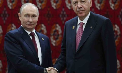 Erdoğan ile Putin Aşkabat'ta Görüştü