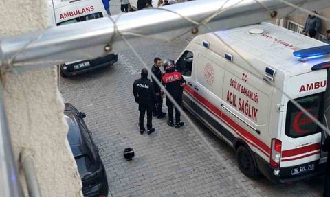 Esenyurt'ta motosikletli saldırıda 3 kişi yaralandı