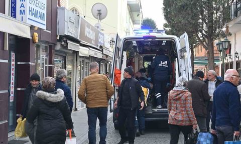 Eskişehir'de hamamda düşen kişi omuz çıkığıyla hastaneye kaldırıldı