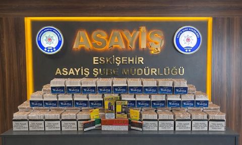 Eskişehir'de şüpheli araçta binlerce dal bandrolsüz sigara bulundu