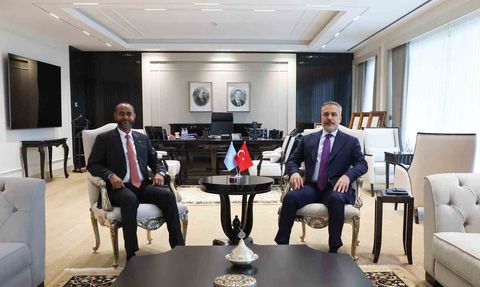 Fidan ile Abdülkadir Muhammed Nur Ankara’da Liman ve Deniz Ulaştırma Görüştü