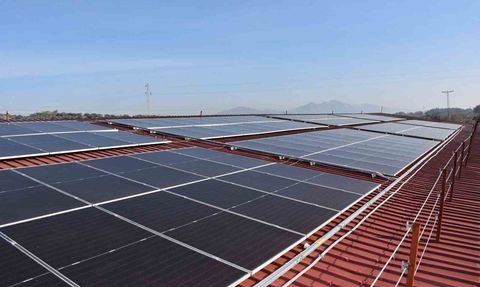 Germencik Belediyesi’nin güneş enerji sistemi faaliyete geçti