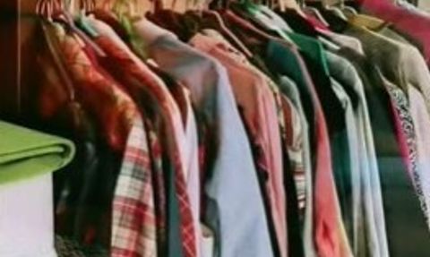 Germencik’te GESA bağış kıyafetleri ihtiyaç sahiplerine ulaştırılıyor