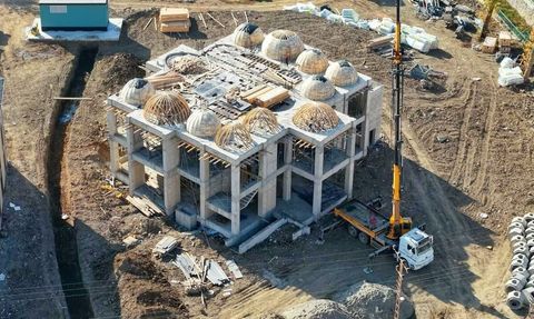 Hasanbeyli'de deprem sonrası yeniden imar: 70 iş yeri, 68 konut, 600 kişilik cami