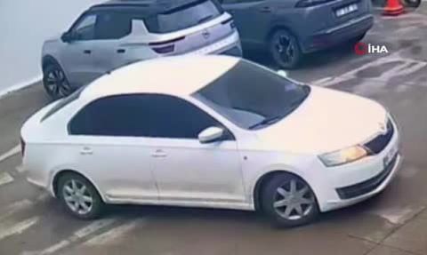 Hatay’da sahte plakalı kasklı hırsız 1 milyon 800 bin TL değerinde altın çaldı