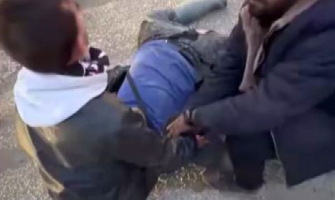 Hatay Defne'de mikserin altında kalan motosiklet sürücüsü yaşamını yitirdi