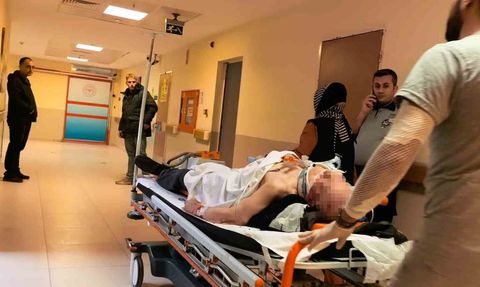 İnegöl'de merdiven boşluğuna düşen 81 yaşındaki adam ağır yaralandı