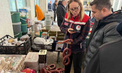 İpsala’da pazar yerinde gıda ve fiyat denetimi