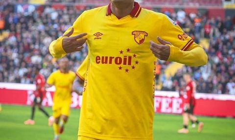 Juan, Göztepe'nin ilk yarısında gol yükünü taşıdı