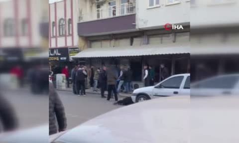 Kahta'da boşanma aşamasındaki eşini kızının yanında bıçaklayıp öldürdü