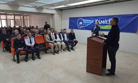 Kâmil Koç, 30 Kasım Dünya Şoförler Günü’nü Ankara’da kaptanlarıyla kutladı