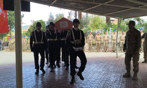 Kansere yenik düşen Jandarma Uzman Çavuş Mehmet Can son yolculuğuna uğurlandı