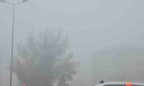 Kayseri'de Sabah Sisin Görüş Mesafesini Düşürdü