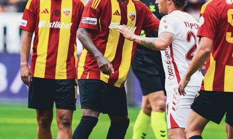 Kayserispor ilk yarıda 42 sarı, 2 kırmızı kartla öne çıktı