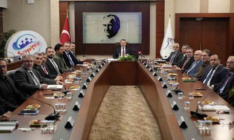 KBÜ senatosunda dünya sıralamaları ve yükselen markalar gündeme geldi