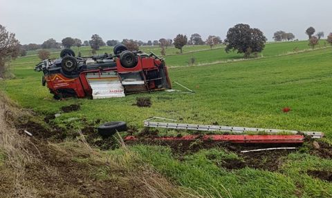 Kula'da itfaiye aracı kaza yaptı: 1 yaralı