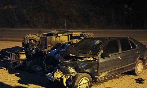 Kumru'da patpat ile otomobil çarpıştı: İki kişi yaralandı