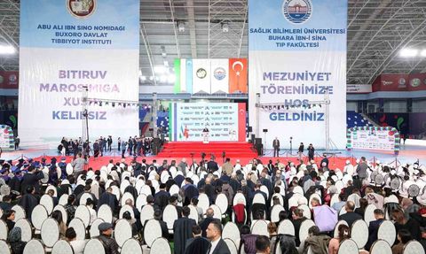 Kurtulmuş, Buhara'da Ebu Ali İbn Sina Tıp Enstitüsü Mezuniyet Törenine Katıldı