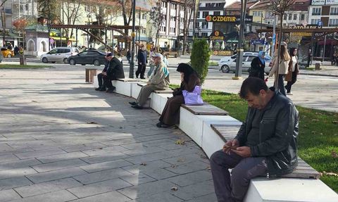 Kütahya'da emekli sayısı aktif çalışanları geçti