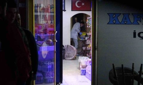 Manavgat’ta markette silahlı saldırı: 2 kişi hayatını kaybetti