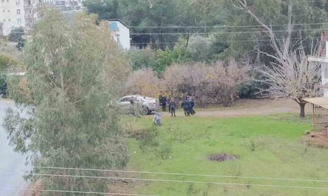 Manavgat’ta tartışma kanlı bitti: Baba ve yenge ağır yaralandı