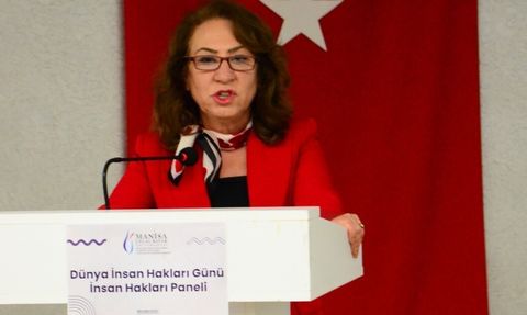 MCBÜ'de 'İnsan Hakları' Paneli — Dünya İnsan Hakları Günü Etkinliği