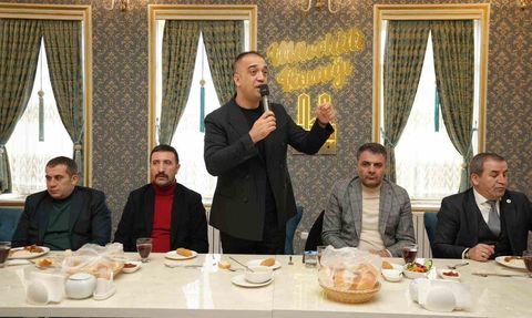 MHP Erzurum İl Başkanı Yurdagül Ülkü Ocakları Başkanlarıyla İstişare Toplantısında