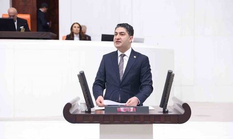 MHP’li Özdemir: Kurumlar teknolojiyle güçlenmeli, hedef 'Türk ve Türkiye Yüzyılı'