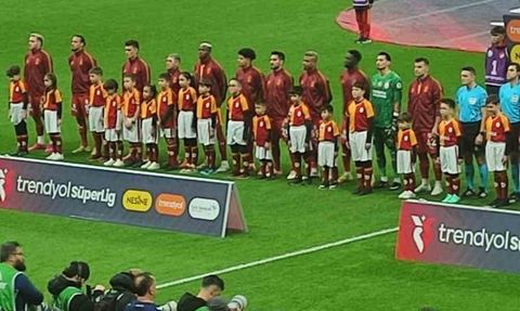Milaslı şehidin çocukları Galatasaray-Samsunspor maçında onur konuğu oldu