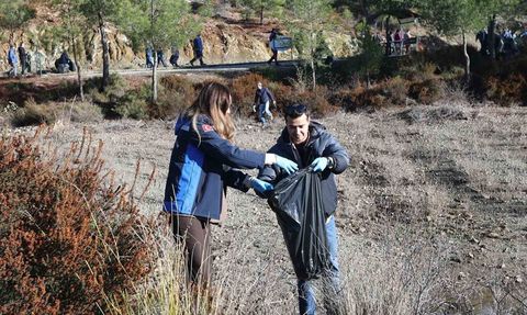 Muğla'da temizlik seferberliği Ula Göleti'nde başladı
