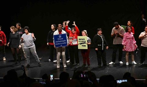 Muratpaşa’da Engelsiz Kafe’den 3 Aralık gösterisi