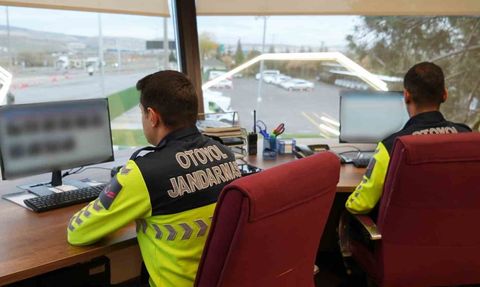 Otoyol Jandarma Timleriyle Karayollarında Huzur ve Güvenlik