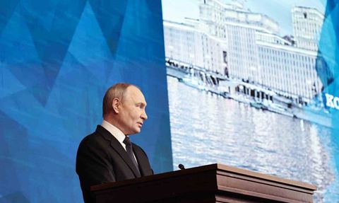 Putin: Müzakereler başarısız olursa topraklarımızı askeri yolla geri alırız