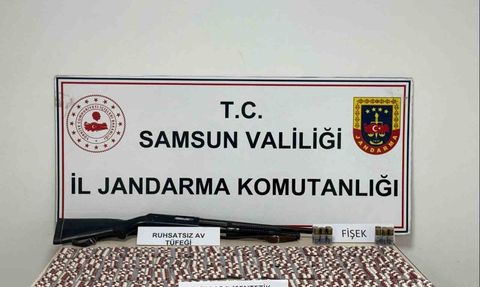 Samsun Kavak'ta jandarmadan uyuşturucu operasyonu: 2 gözaltı