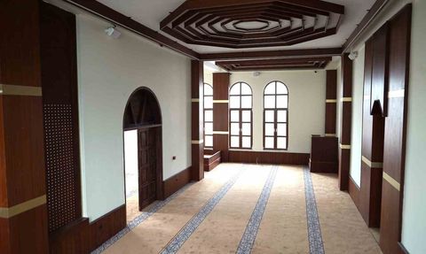 Selçuklu Mahallesi'nde Hayrat Cami çalışmalarında sona yaklaşıldı