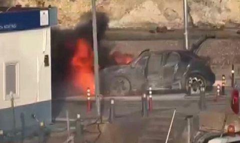 Şile Limanı'nda araç yangını: Motor bölümünde alevler çıktı