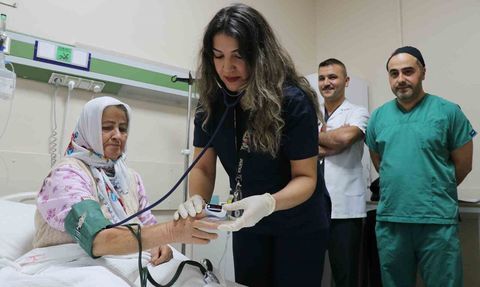 Sivas Devlet Hastanesi’nde ilk laparoskopik nefrektomi başarıyla gerçekleştirildi