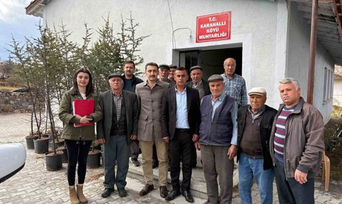 Şuhut’ta Paşacık ve Karahallı’da çiftçi eğitimleri düzenlendi