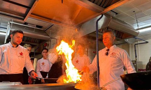 Tarsus’ta gastronomi öğrencilerine istiridye mantarı uygulamalı tanıtımı