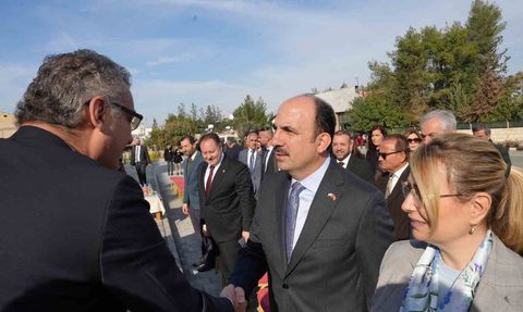 TDBB Başkanı Altay: Belediyecilik insanı merkeze alan bir anlayıştır