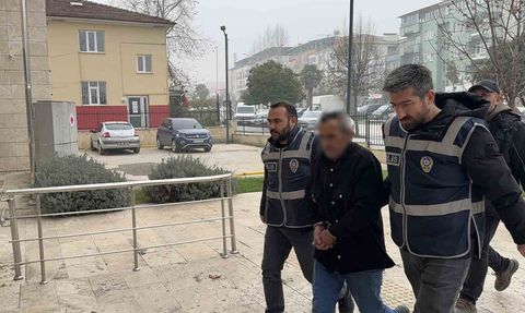 Tokat Erbaa'da arkadaşını silahla öldüren şüpheli adliyeye sevk edildi