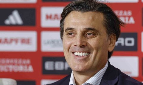 Vincenzo Montella: Odağımız Mart'taki Play-off Maçları