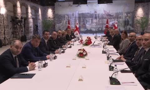 Yerlikaya: Kabine döneminde 58 ülkeden 588 kırmızı bültenli şüpheli Türkiye’ye getirildi