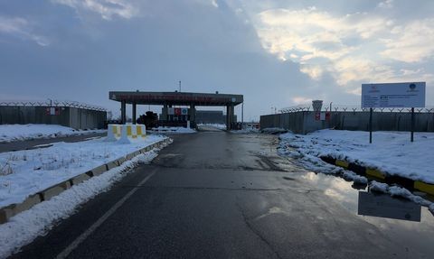 Yüksekova Selahaddin Eyyubi Havalimanı tadilatla güçleniyor