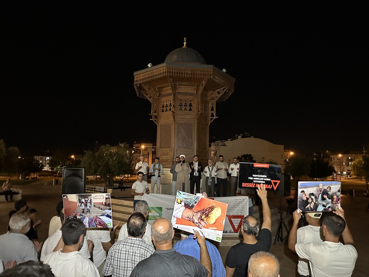 Antalya'da İsrail'in Gazze'ye yönelik saldırılarına tepki amacıyla basın açıklaması yapıldı. Hür...