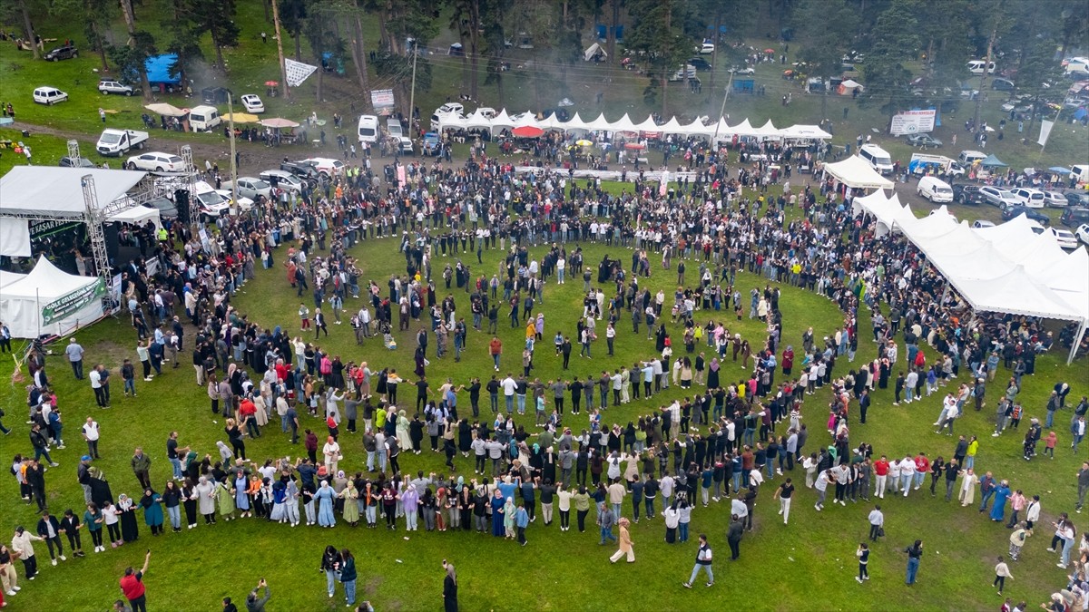 Ardahan'ın Göle ilçesinde üretilen kaşar peynirinin tanınırlığının artırılması amacıyla düzenlenen...