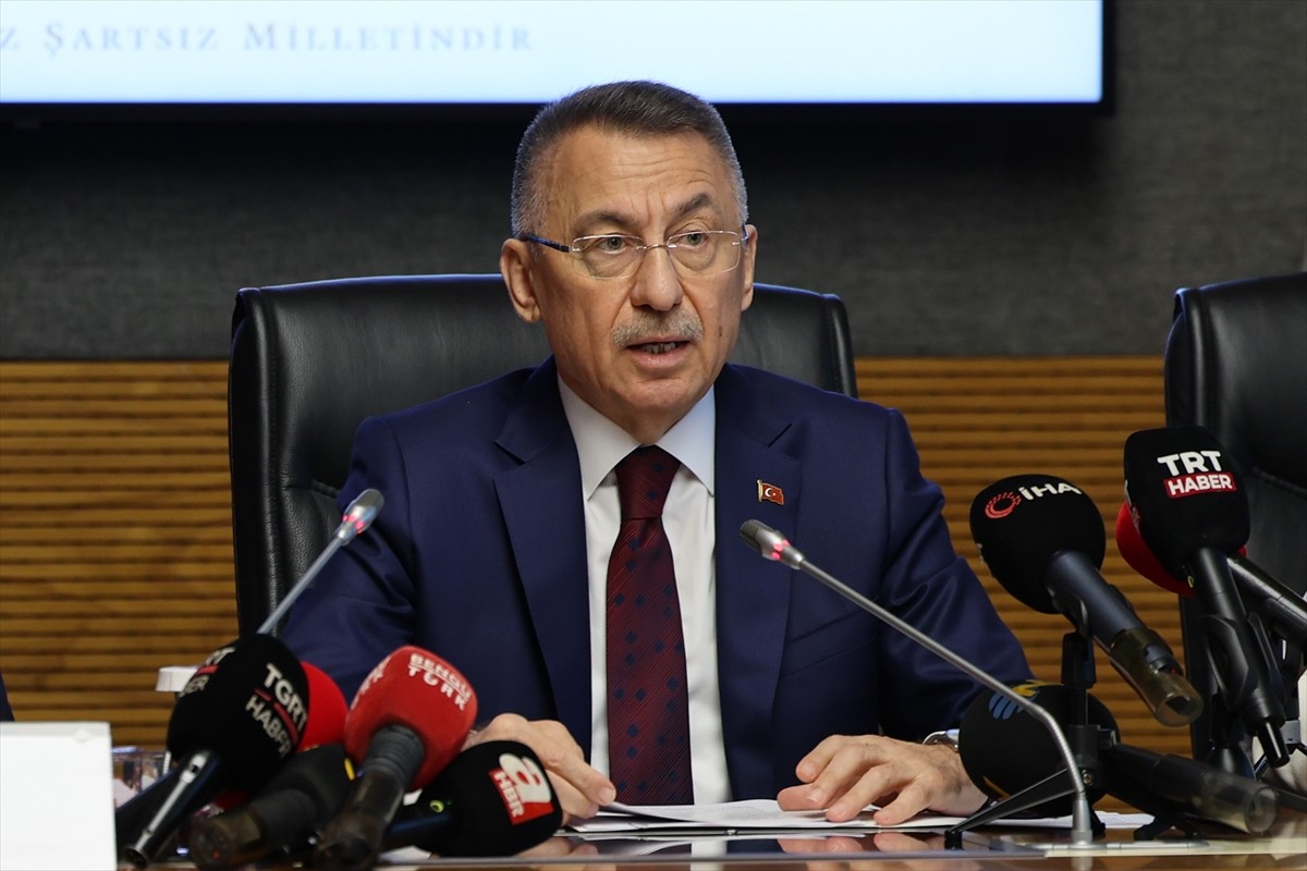 Dışişleri Bakanı Hakan Fidan, TBMM Dışişleri Komisyonu Başkanı Fuat Oktay başkanlığında toplanan...