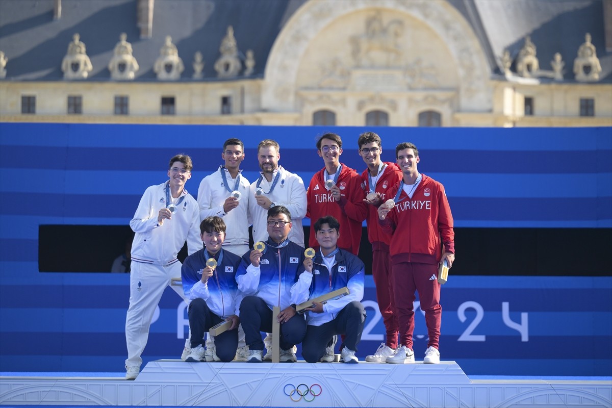 Fransa'da düzenlenen Paris 2024 Olimpiyat Oyunları'nın üçüncü gününde Okçuluk Klasik Yay Takım...